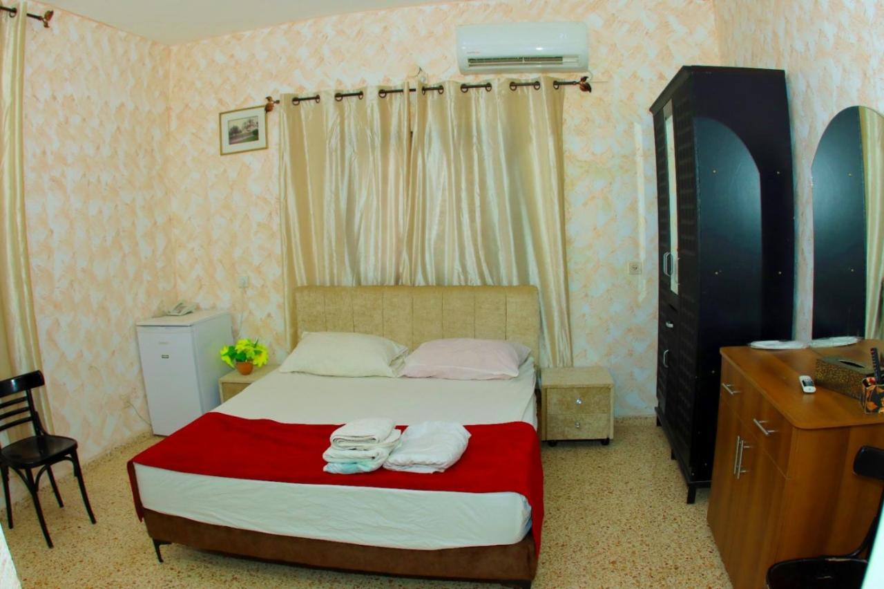 فندق مغطس أريحا المظهر الخارجي الصورة